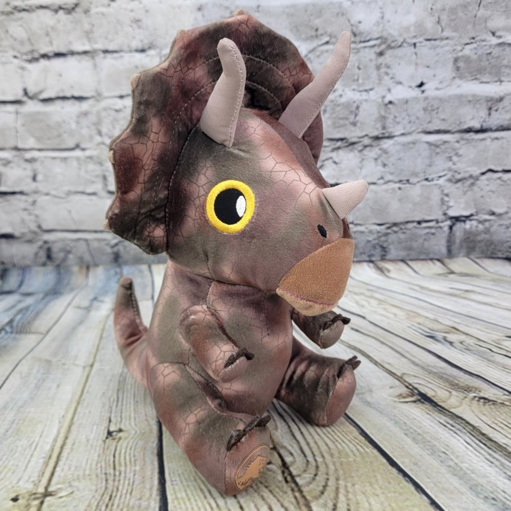 Jurassic World Triceratops Plush Dinosaur Kohl’s Cares Stuffed Animal Toy‎ 12"